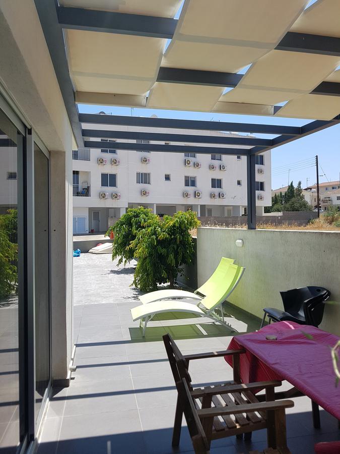 Palms Resort Apartments Alethriko Экстерьер фото